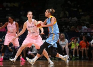 Emma Meesseman face à Elena Delle Donne (photo: monumentalnetwork.com)