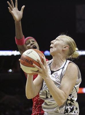 San Antonio et Ann Wauters doivent s'imposer à domicile (photo: WNBA.com)