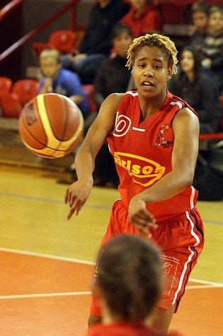 Tiffany Roberson en verve dimanche (photo: Dirk De Vos/Spirou Monceau)