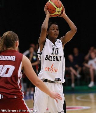 Noémie Mayombo face aux Lettones (photo: FIBA Europe /Ulrich Schulte)