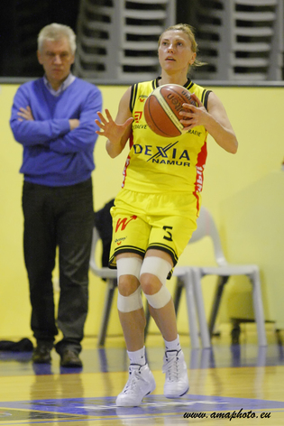 Krystyna Szymanska-Lara (genou) fait cruellement défaut aussi (photo: Ch.Beka/amaphoto.eu)