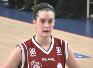 An-Sophie Strubbe, 25 pts, 9 rbds, samedi soir