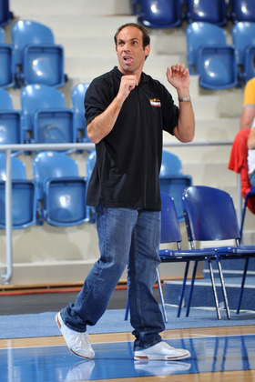 Sven Van Camp et ses filles restent en D1 (photo: FIBAEurope/Viktor Rebay)