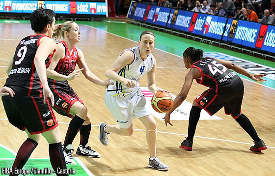 Anke De Mondt lors de la finale victorieuse en Euroligue (photo: FIBA Europe/Ciamillo - Castoria)