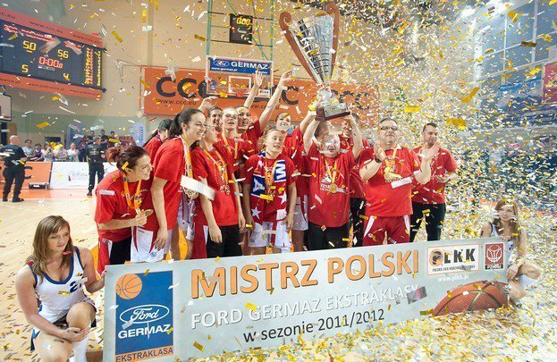 Anke De Mondt championne en Pologne avec Wisla Cracovie