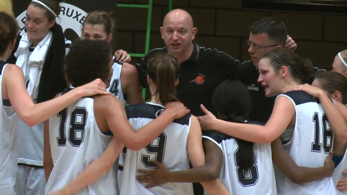 Préparation - Victoire contre le Canada 73-72, mais Evelien Callens blessée