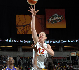 Pas de WNBA cet été pour Ann Wauters (photo: WNBA.com)