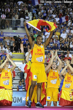 Sancho Lyttle, MVP (photo: FIBA Europe/Castoria/Bellenger)