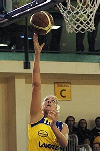 Van Malderen prend de la hauteur à Parme (photo: www.basket-parma.com)