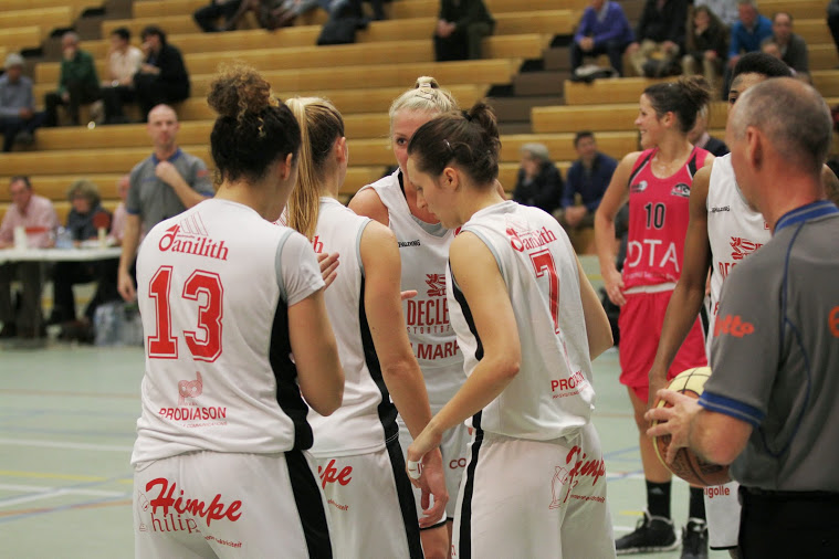 Lara Gaspar et Miete Celus en vue aussi (Photo: Eddy Lippens)