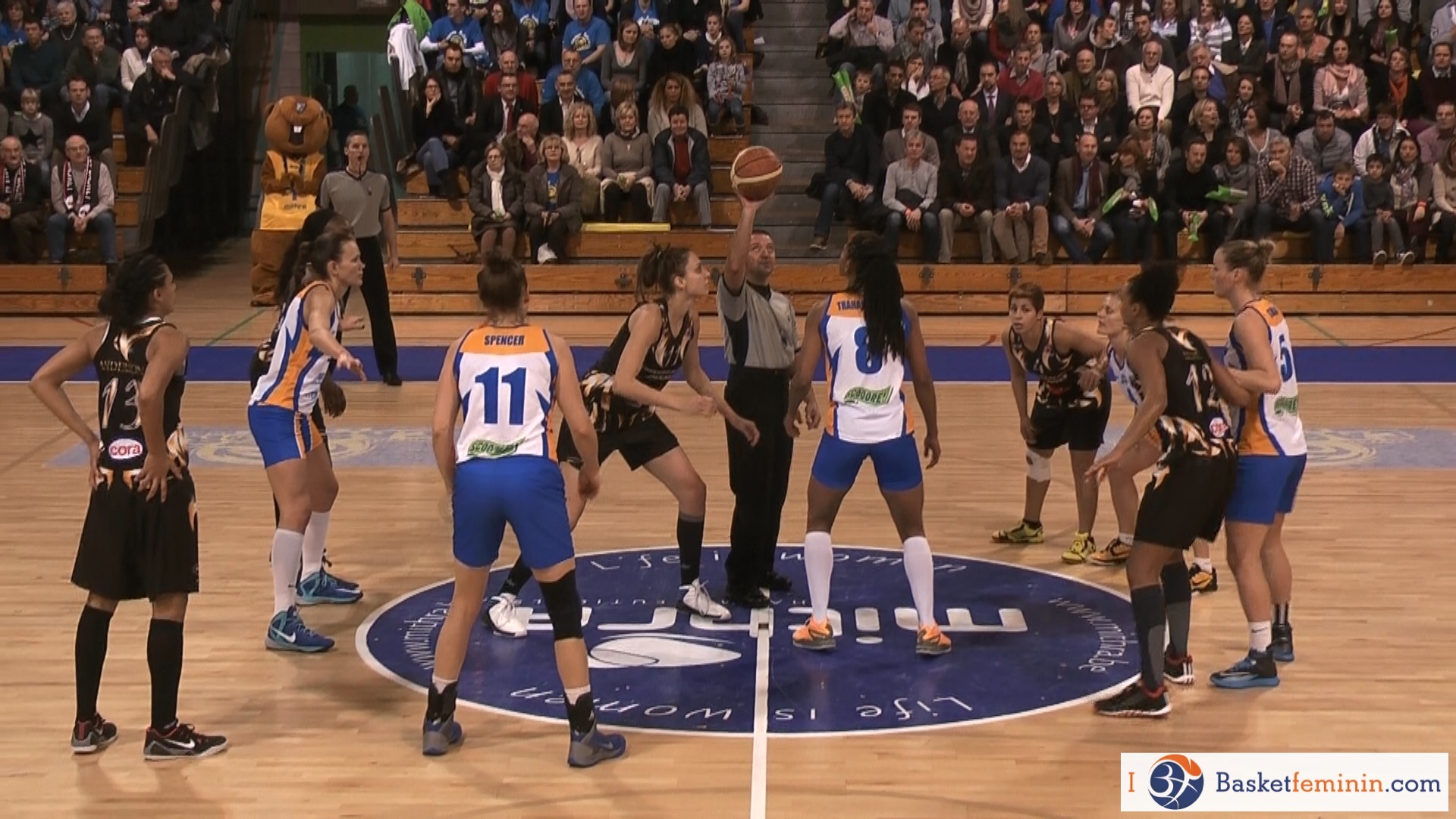 Eurocup Final - Les arbitres et officiels désignés par la FIBA, tous au féminin