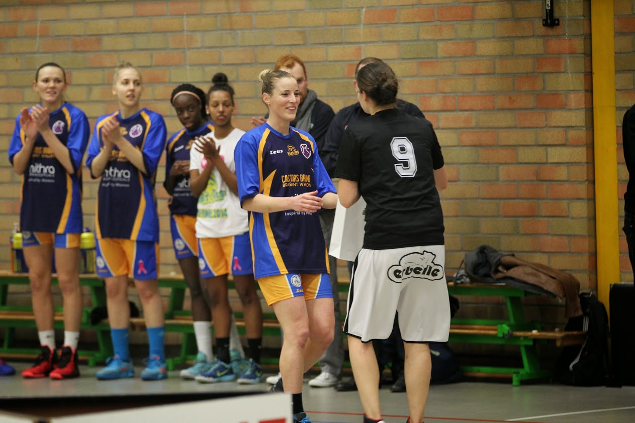 Tulikivi Deerlijk félicite Castors Braine (photo: Eddy Lippens)