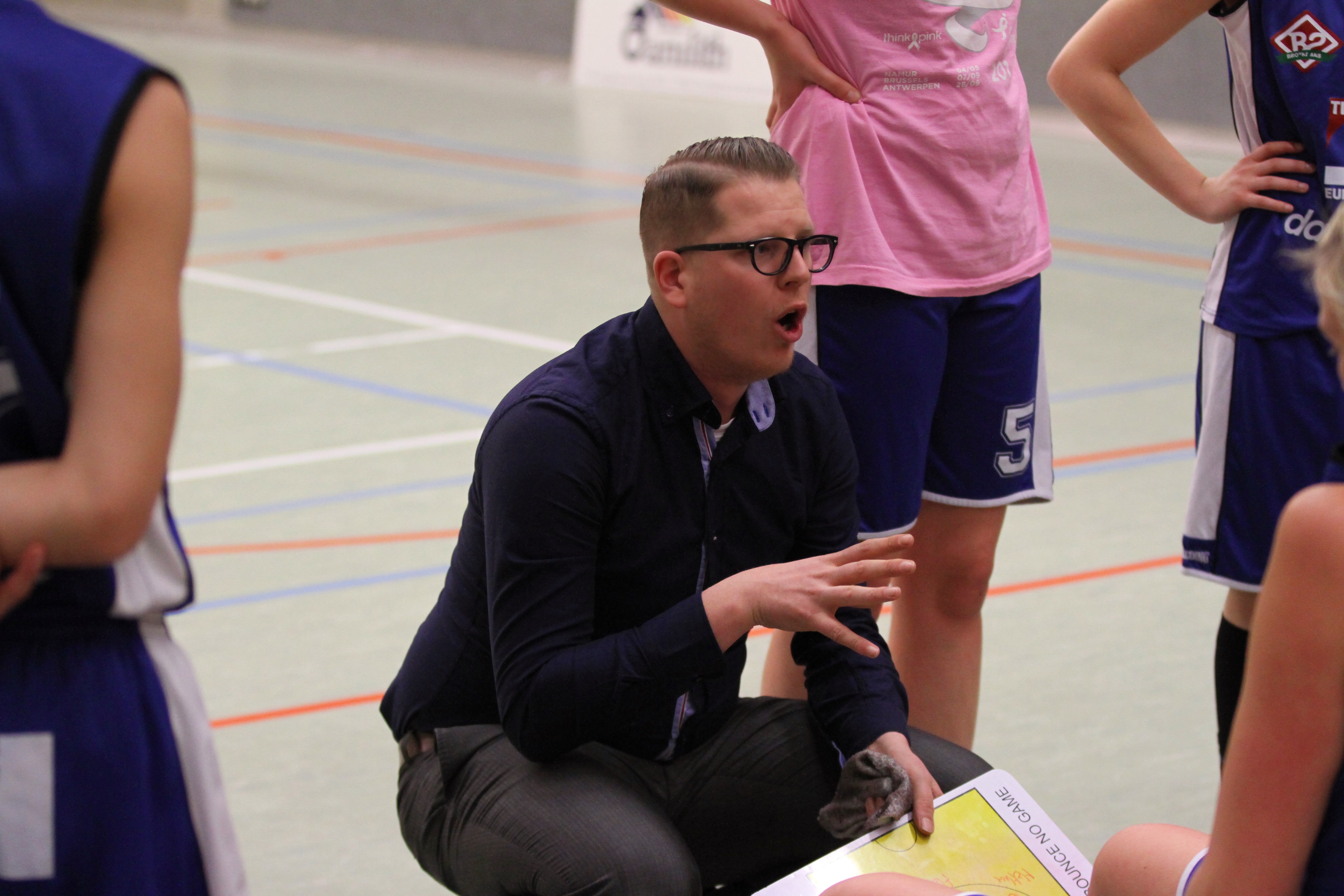 Jeroen Bijnens avec ses Limbourgeoises (photo: E. Lippens)