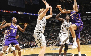 Finale WNBA - San Antonio et Ann Wauters menés 1-0