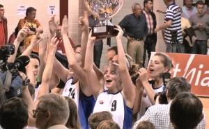 Kangoeroes-Boom conserve son trophée