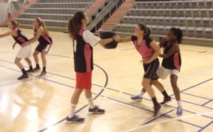 Une séance d'entraînement de combat pour Liège Panthers avant les Kangoeroes